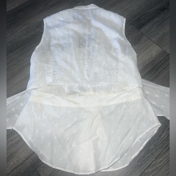 Rachel Roy size M white wrap around top - Picture 4 of 5